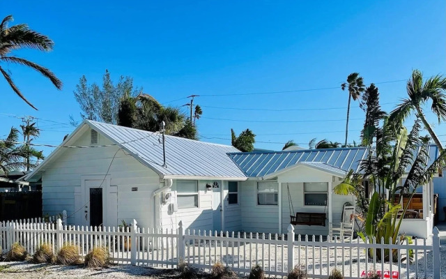4415 125th 2 Bedroom Home