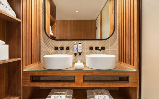 Fontinha Porto, Trademark Collection by Wyndham