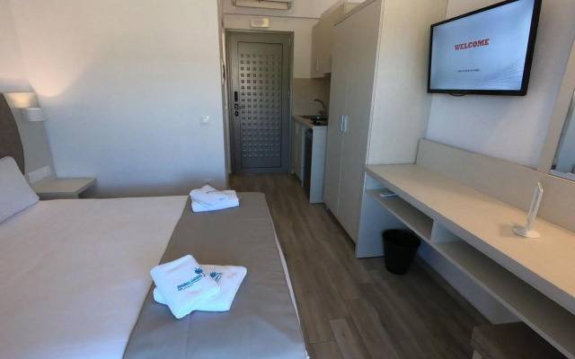 Finikas Garden Beach Resort Nikiti