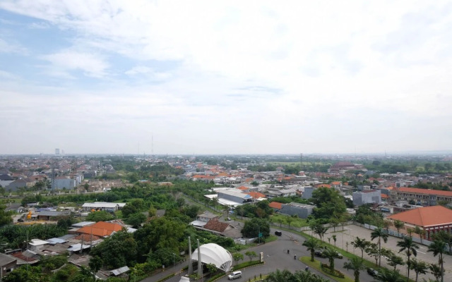 Spacious 2Br Apartment With Access Mall At Tanglin Supermall Mansion