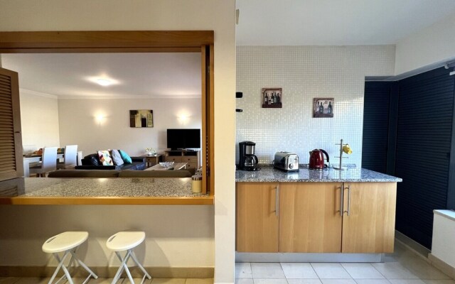 Albufeira Modern 4 With Pool by Homing