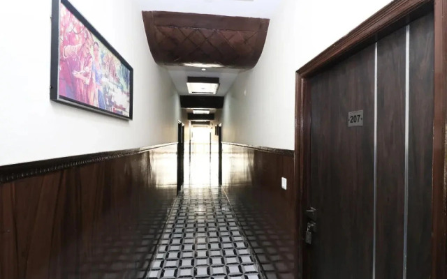 Hotel Doon 999 By OYO Rooms