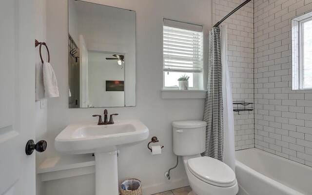 519wac 3 Bedroom Home by Redawning