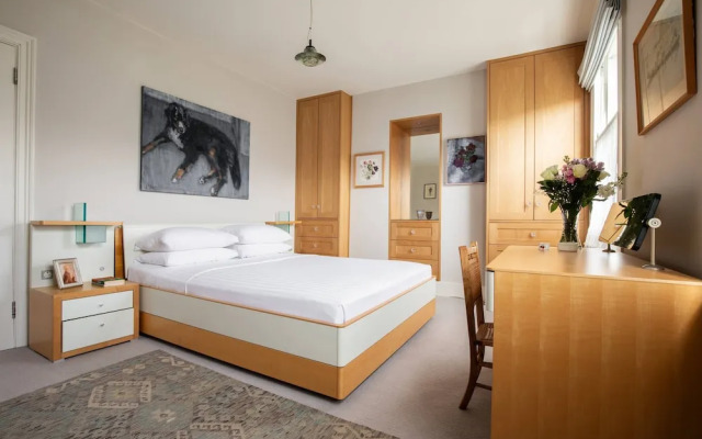 Willes Road II by Onefinestay