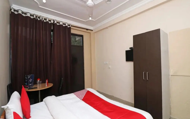 Hotel Reeva By OYO Rooms
