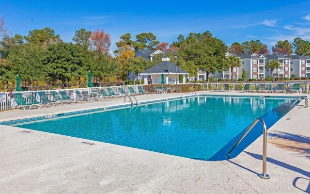 River Oaks 52i 2 Bedroom Condo