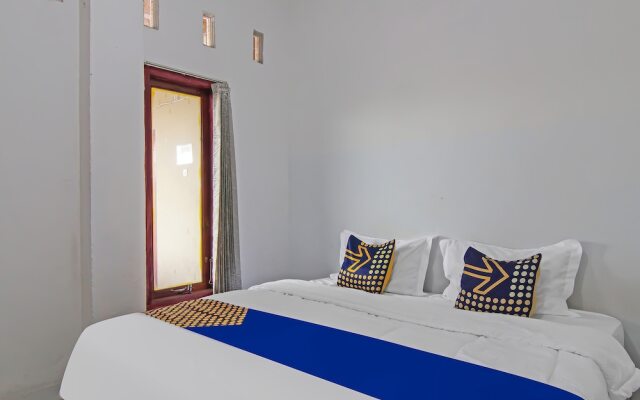 SPOT ON 92498 Fanni Homestay