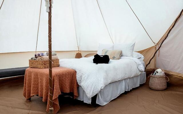 Glamping Valle de Guadalupe with private bathroom by Yuma Resort