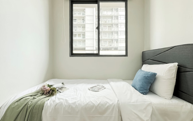 Serene Stay 2Br At Daan Mogot City Apartment – Guest Rooms – Jakarta