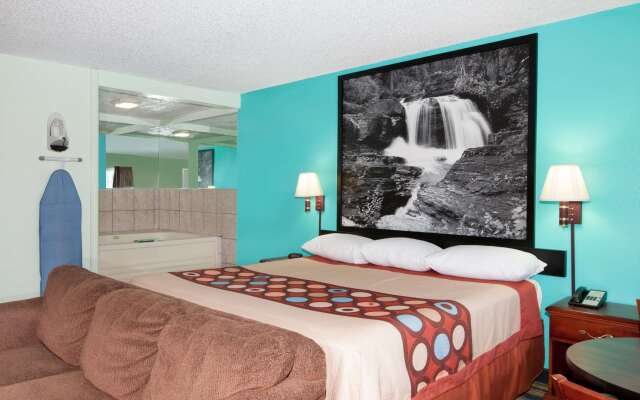 Super 8 by Wyndham Yreka