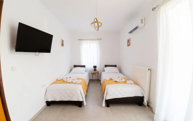 Villa Nontas Ntina with Private Pool