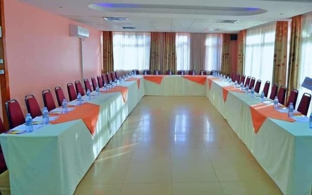 Strikers Hotel