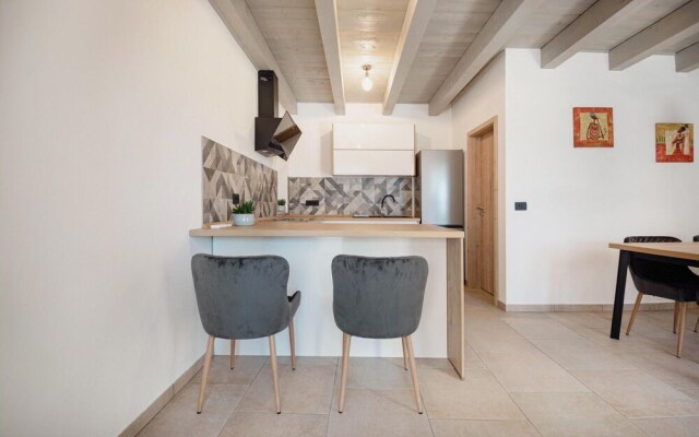 Nice Home in Skofije With 7 Bedrooms, Private Swimming Pool and Outdoor Swimming Pool