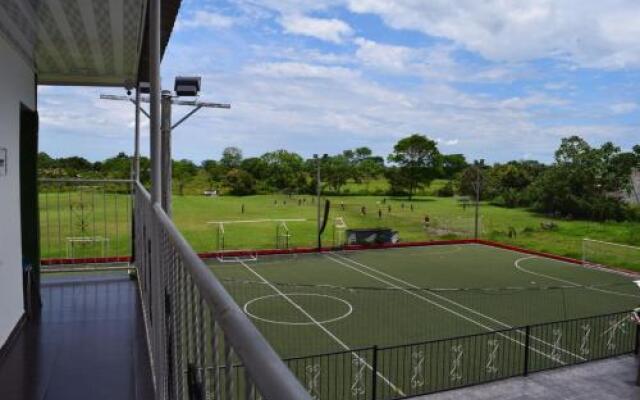 Hotel Deportivo Y Recreativo Los Gemelos