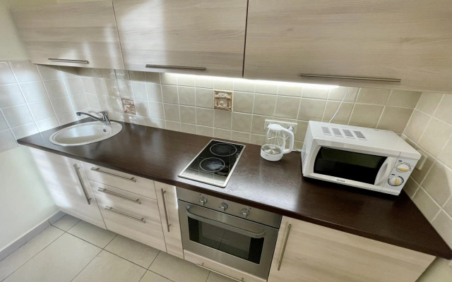 Апартаменты на улице Авиаторов 33