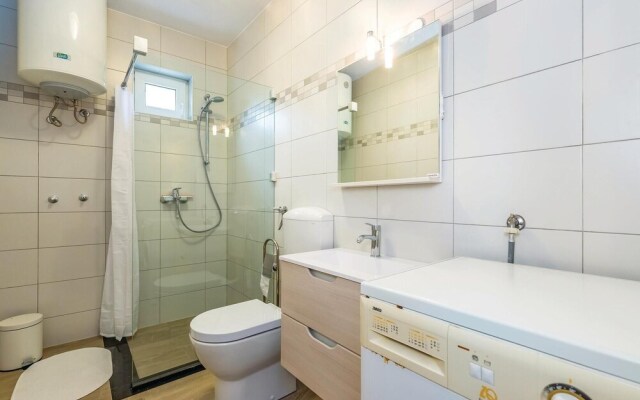Beautiful Home in Barusici With Wifi and 3 Bedrooms