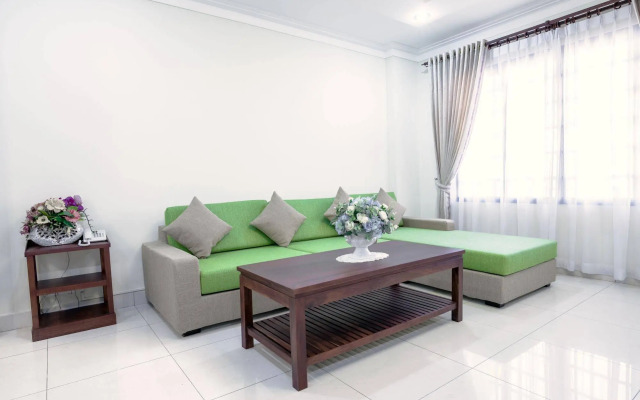 Hampton Hotel & Apartment