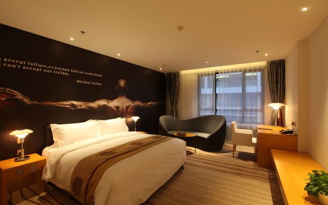 Star World International Hotel