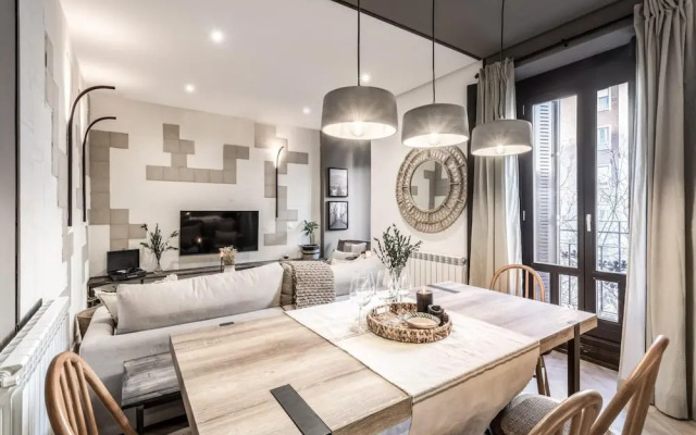 Utrera - 4 Bedrooms in Trafalgar