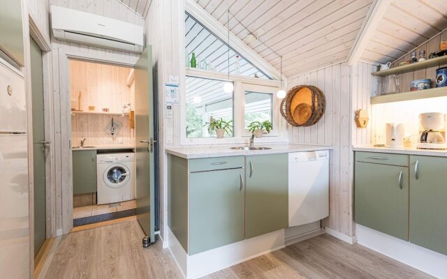 6 Person Holiday Home in Oksbol