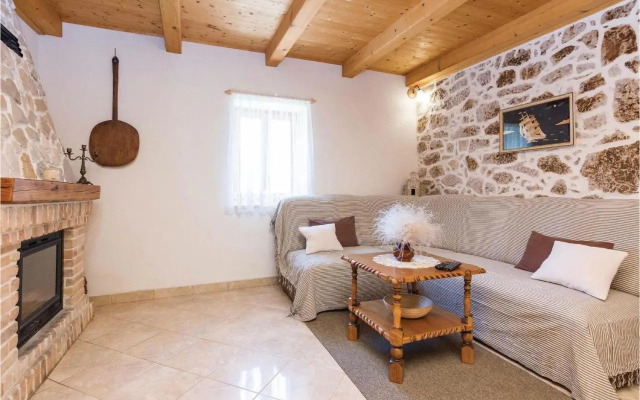Holiday home Vir 13
