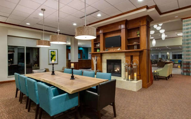 Hilton Garden Inn Lake Forest Mettawa