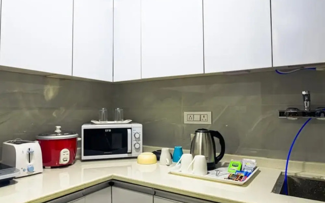 1bhk Service Apartments by Parfait Street