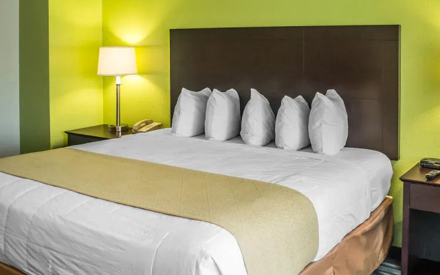 Quality Inn & Suites Rainwater Park