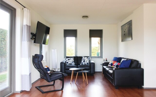 Nice Home in Wemeldinge With 3 Bedrooms and Wifi