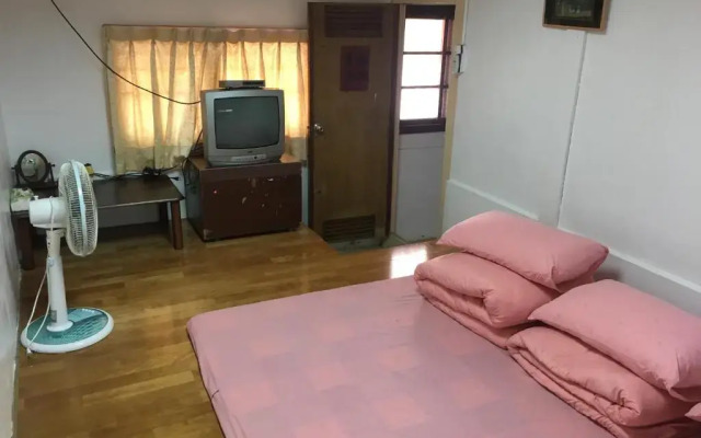 Chiayi Dongshi Puzi Creek Prow Sky Gift Traditional Farm Homestay
