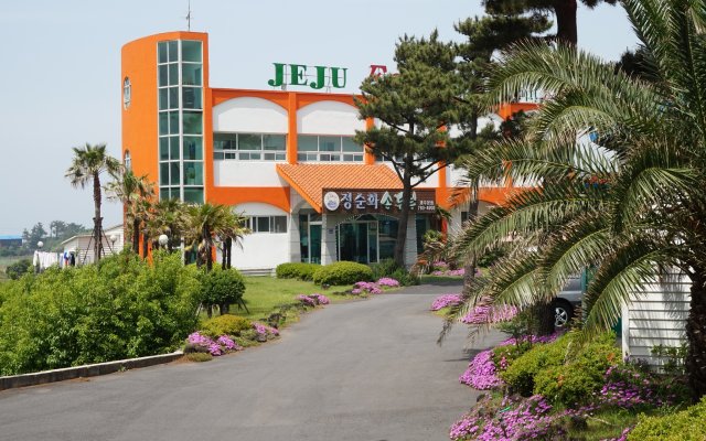 Jeju Feel House
