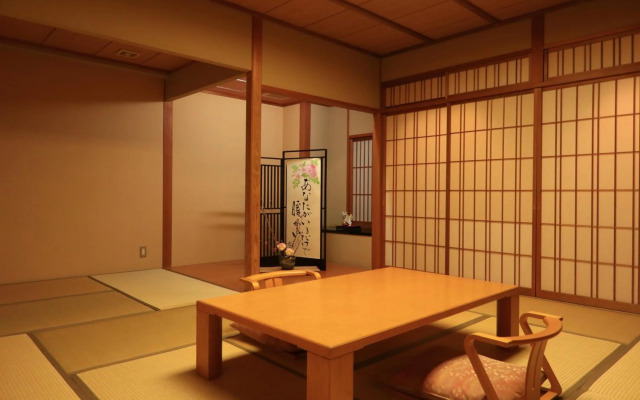 Izumiya Ryokan