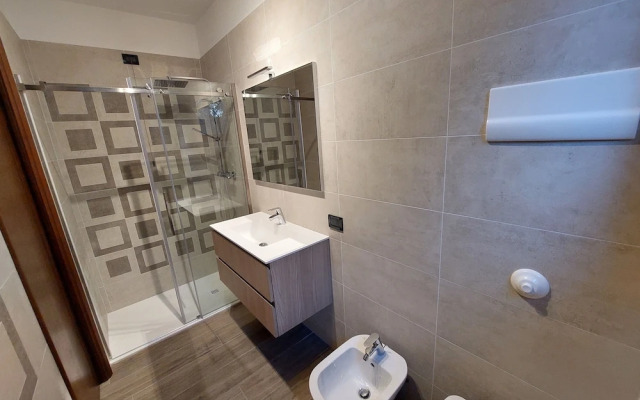 Lovely Flat With Shared Pool and Amazing Lake View