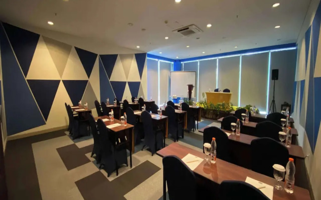 Ispi Hotel Cikarang Festival