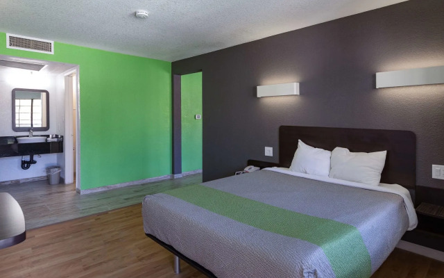 Studio 6 Barstow, CA