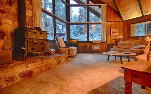 372 Rim Drive - 3 Br Home