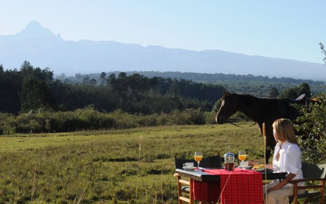 Fairmont Mount Kenya Safari Club