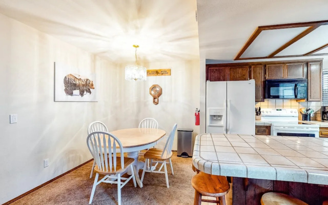 Rosie's Hideaway #331