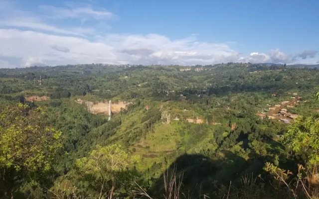 Sipi Backpackers