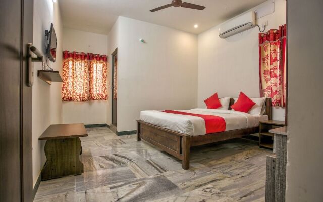 OYO 35931 Leo's Home Stay