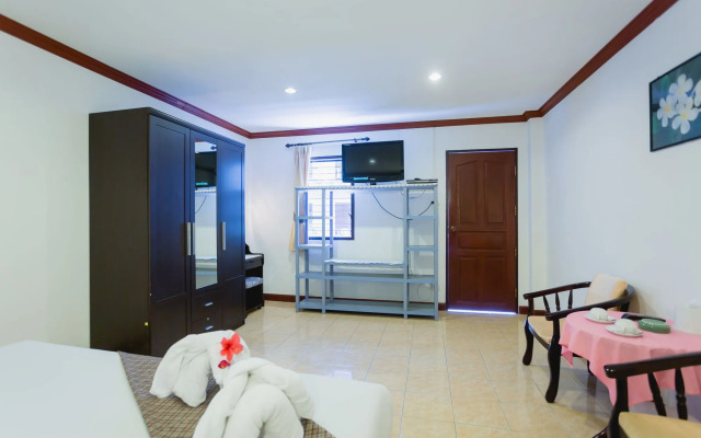 Rabbit Mansion Patong Hotel