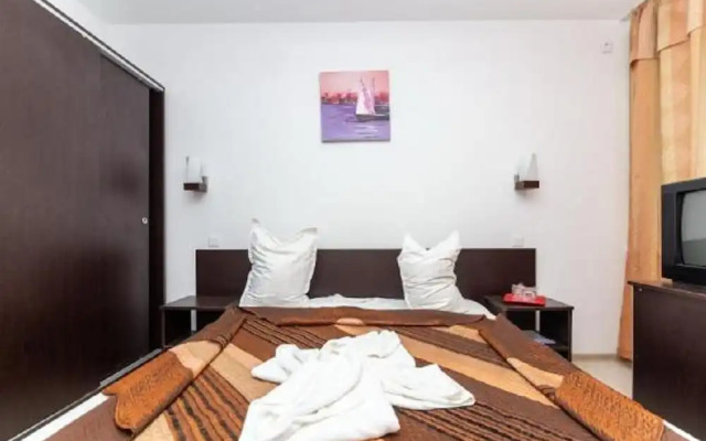 Hotel Azur