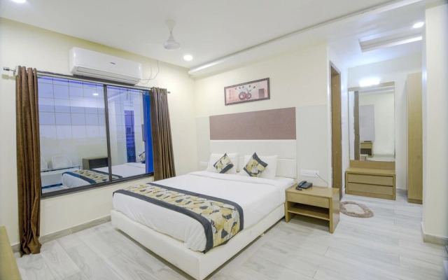 Hotel Pal Residency