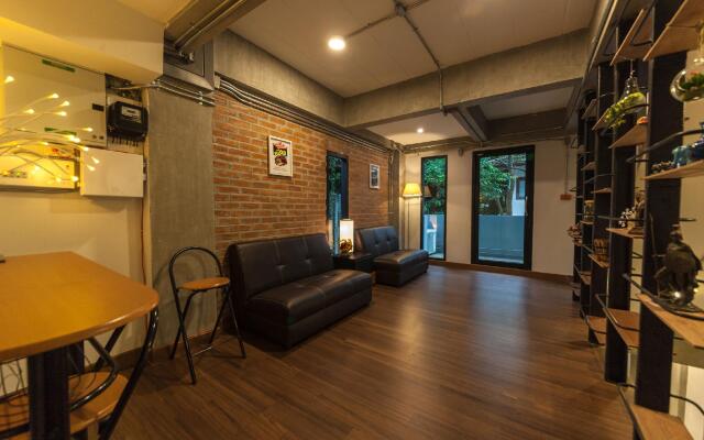Feel Nimman Boutique