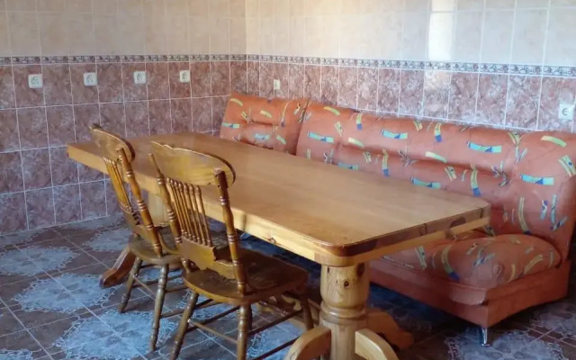 Guest House On Pobedy 7