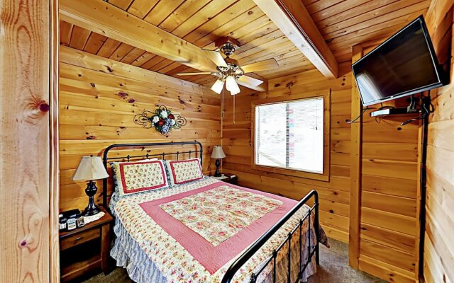 Chalet W Epic Mountain Views And Hot Tub 3 Bedroom Cabin