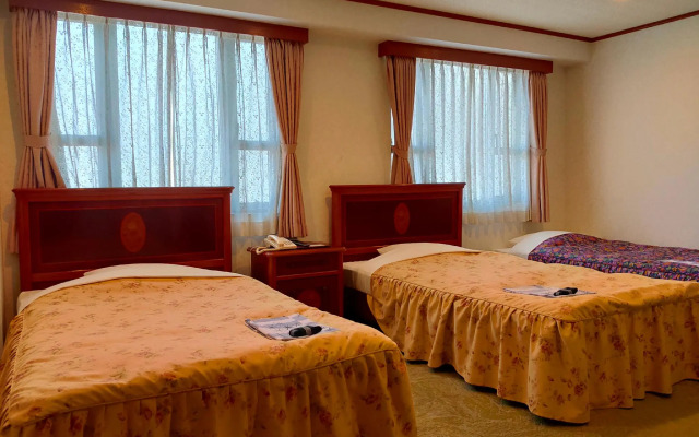 Beppu Station Hotel