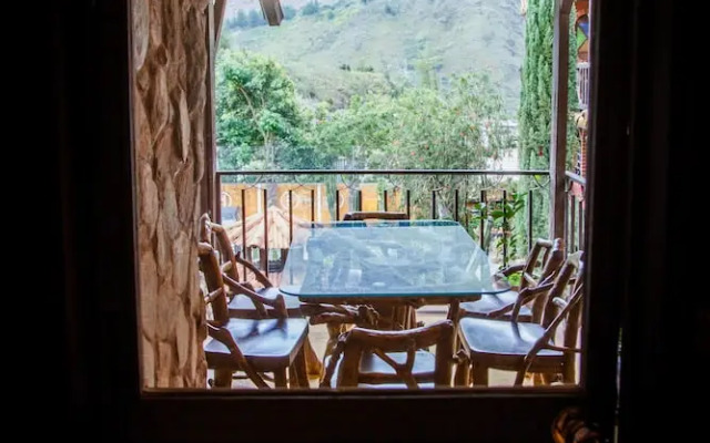 Hosteria Jardines de Chamana