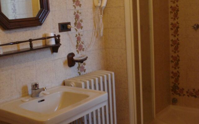 Hotel Moderno