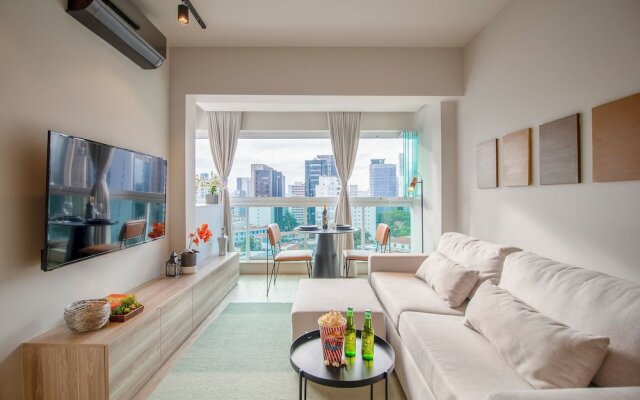 Apartamento em Pinheiros com Piscina